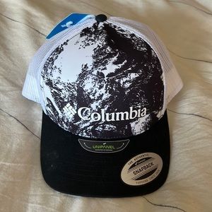 Columbia Punchbowl Trucker Hat